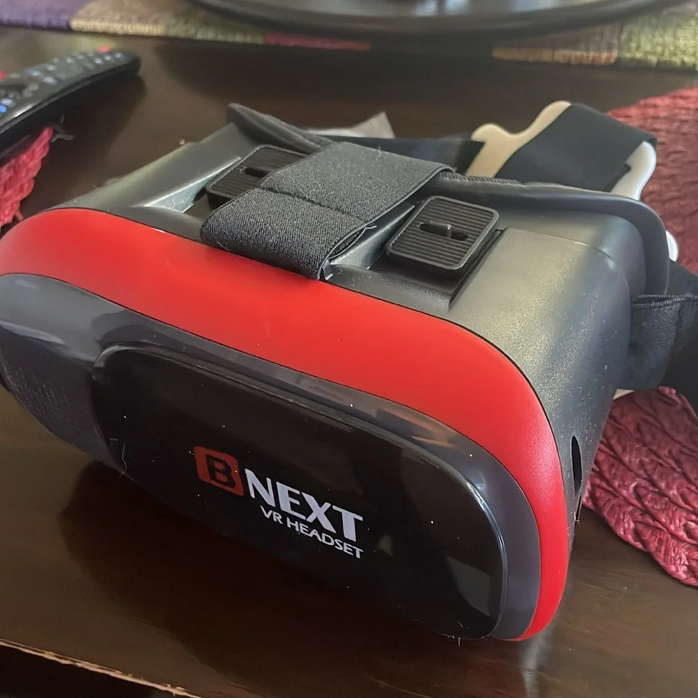 B NEXT VR Headset
